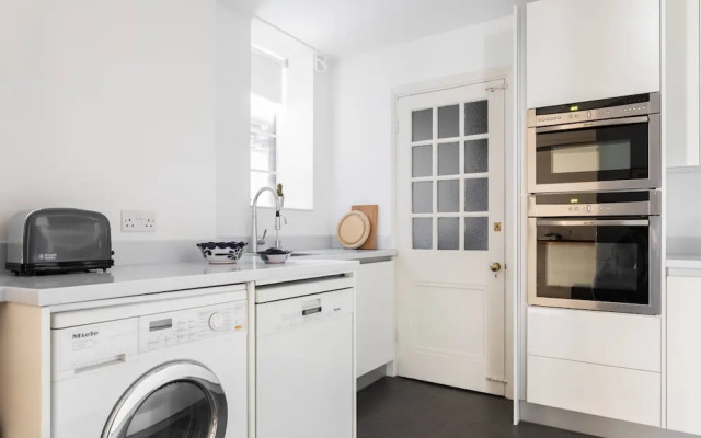 Drayton Gardens VI by Onefinestay