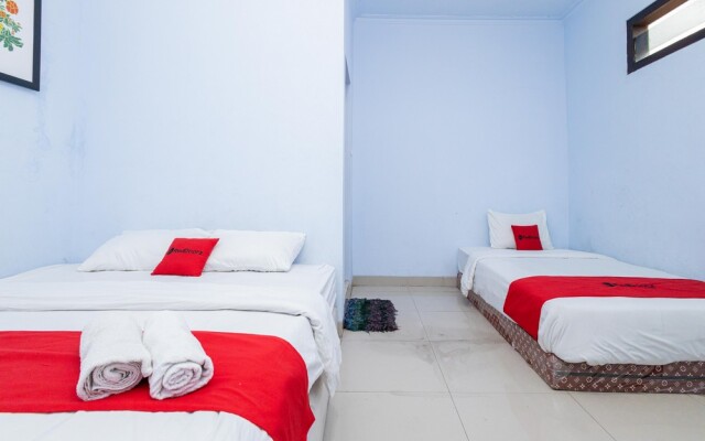 RedDoorz near Wisata Museum Angkut 3
