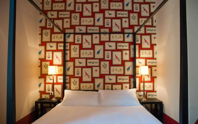 Black 5 Florence Suite