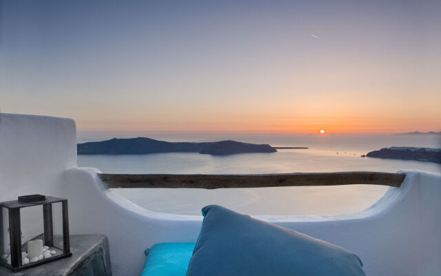 Sophia Luxury Suites