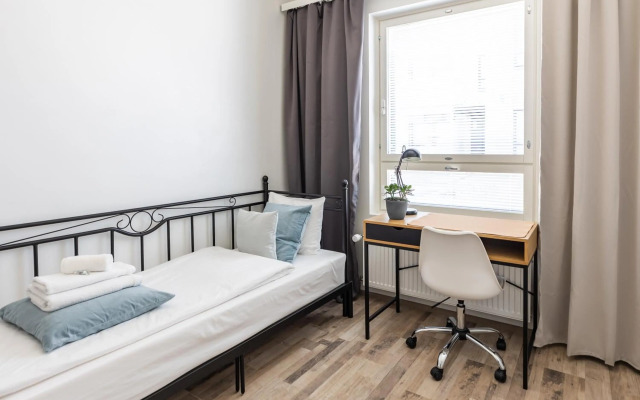 Arctic Starry City Suite