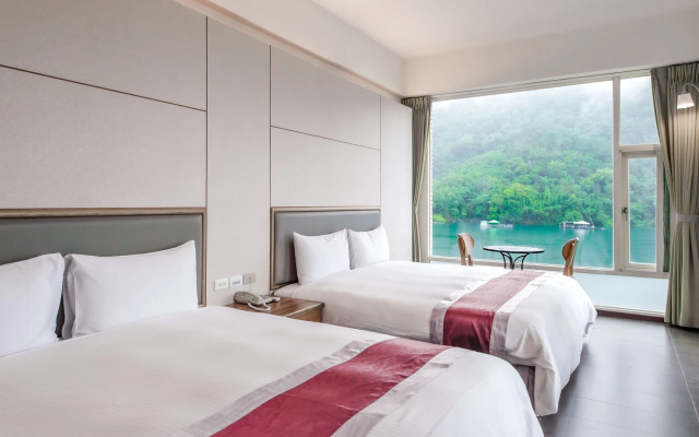 Sun Moon Lake Shui Yang