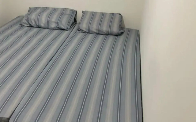 Apartamento a poucos metros do mar em Guarapari