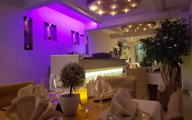 Hotel Ideal