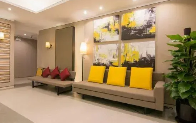 Homeinn Plus Hotel (Qingdao Licang Jiushui East Road Wanda Plaza)