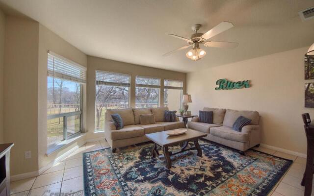 Guadalupe Getaway WW B201