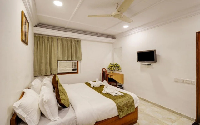 Maruti Hotel