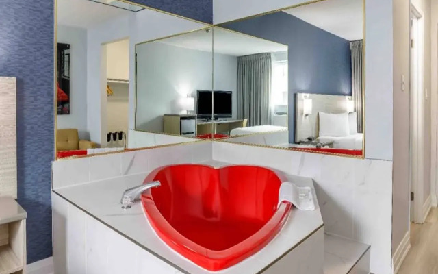 Motel 6 Niagara Falls, ON – Near the Falls