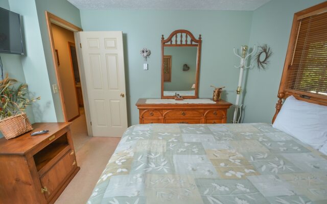 Paradise at Penn Cove 3 Bedroom House