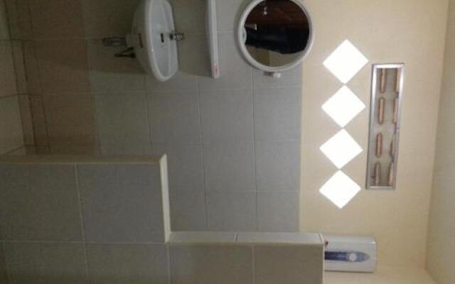 Discovery House Hotel (SHA Plus+)