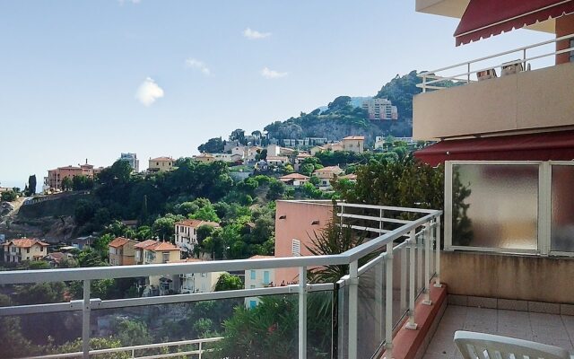 Studio in Beausoleil, With Wonderful sea View, Pool Access, Furnished