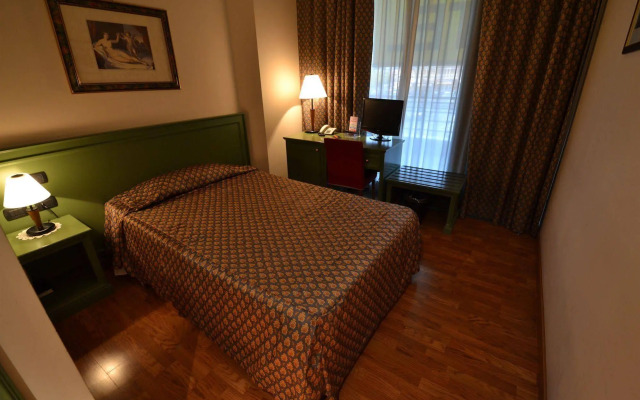 Sun Hotel