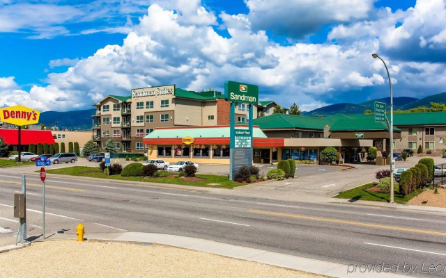 Sandman Hotel Vernon