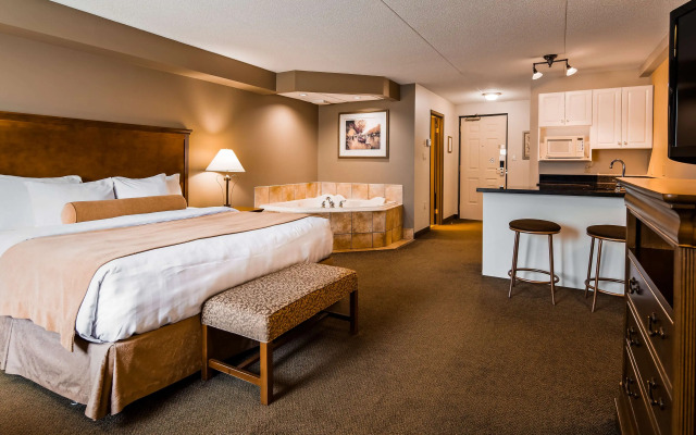 Best Western Plus Orillia Hotel