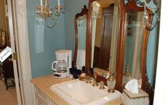 Fountainview Mansion