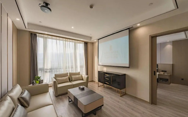 Rezen Hotel Wansheng International