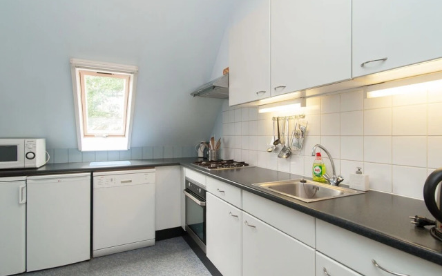 Inviting Farmhouse in 't Zand near Marine Museum