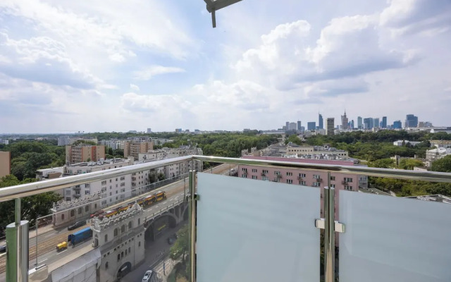 15th Floor Studio in Warsaw by Renters