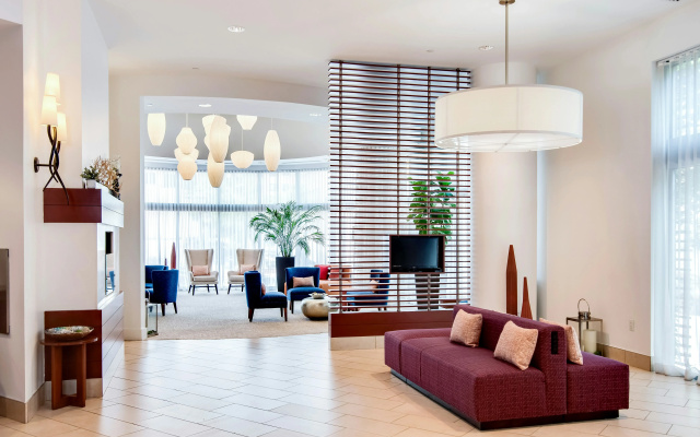 Hilton Garden Inn Alexandria Old Town National Harbor