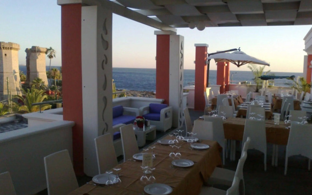 Piccadilly Suites and Rooms