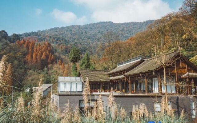 Dujiangyan Shili Mountain Jing Private Tang Hot Spring Resort Hotel (Qingchengshan Branch)