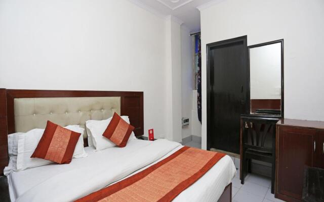 ADB Rooms Neelam Palace