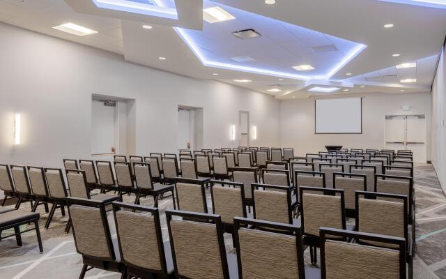 Holiday Inn La Mirada – Buena Park by IHG