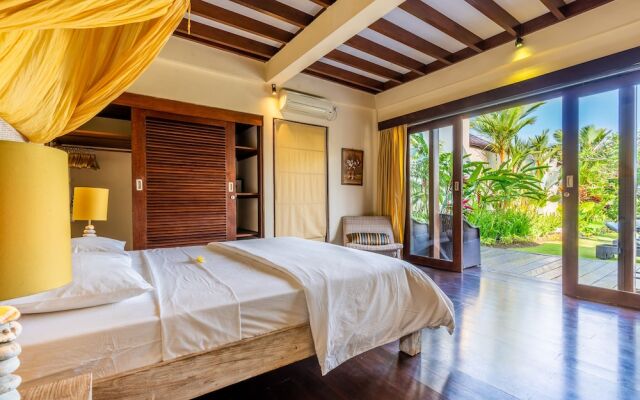 Pristine Villa Yuyu Balian