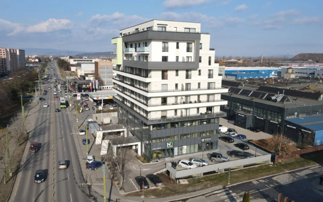 MoHost Dynamic - Modern 2BR Apartment