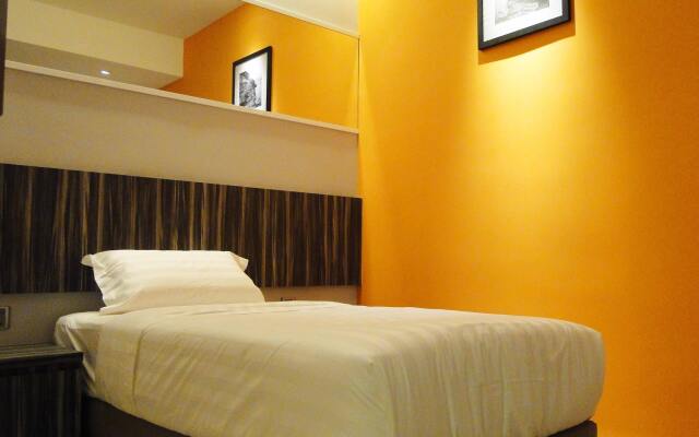 Orange Premier Hotel Taman Segar