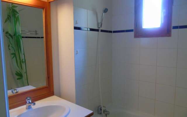 Lou Services Apartment G11 LSI 001