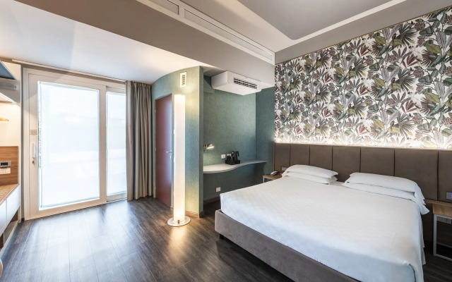 MO.OM Hotel