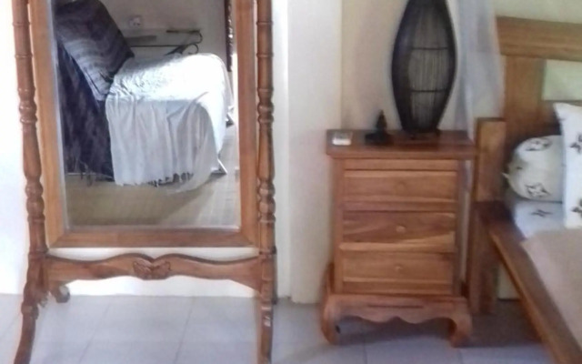 Shalana Homestay- formerly Teka Teki House