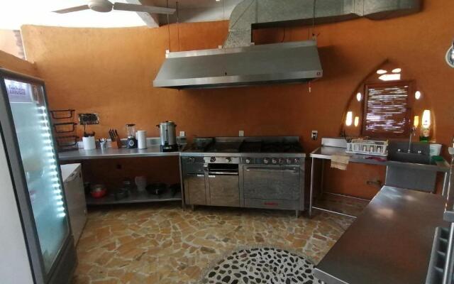 Wayahnb'al eco hostal - Hostel