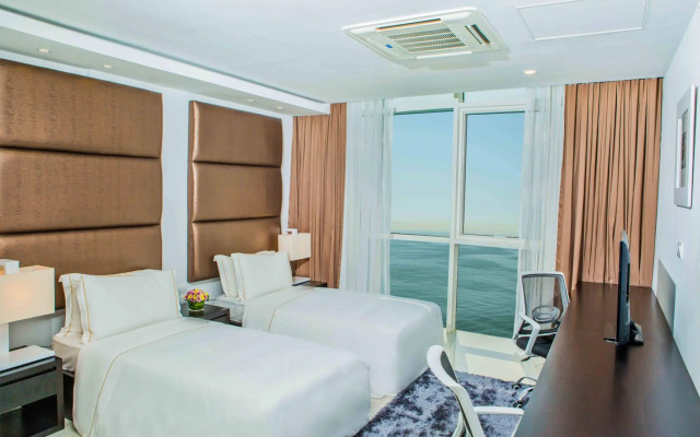 Platinum One Suites