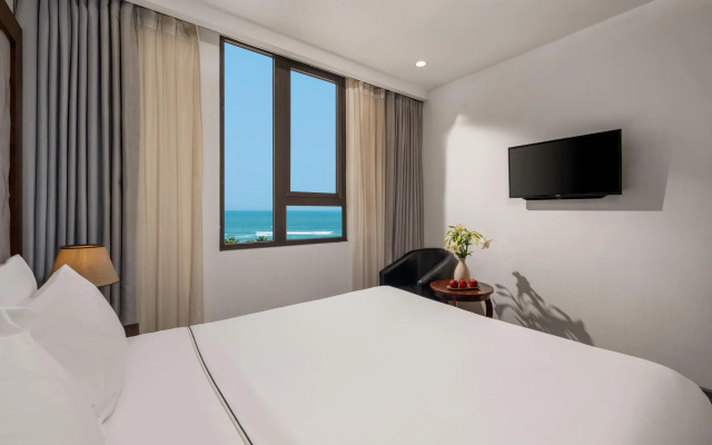 Royal Charm Hotel