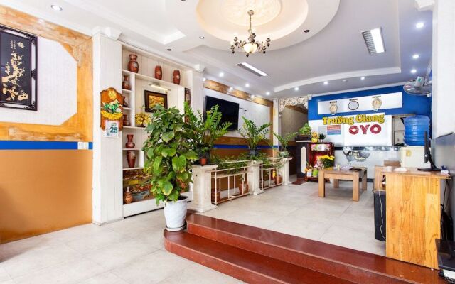 Oyo 553 Truong Giang Hotel