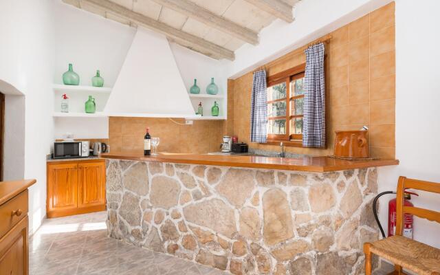 SON GUAL - Apartment with private pool in Inca. Free WiFi