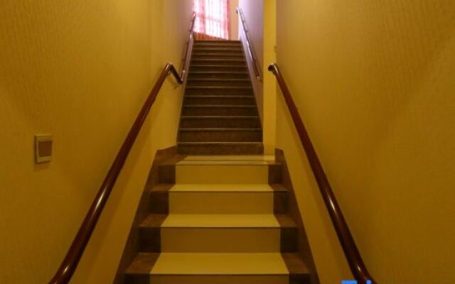 Lianjia Inn (Xiamen Railway Station South Square)