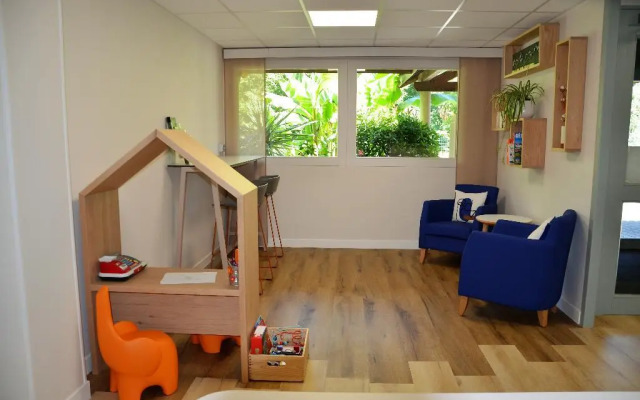 The Originals City, Hôtel Amys