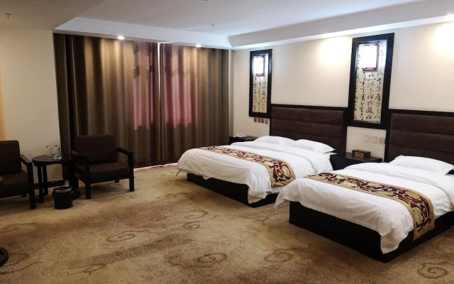 Yanlong Hongshun Hotel