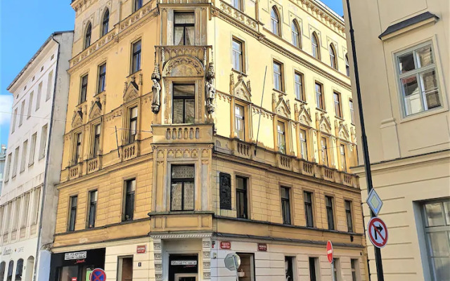 Prague Apartment Reznicka