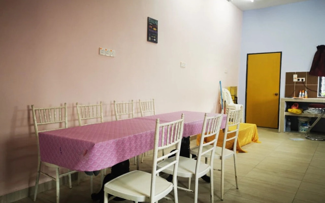 SPOT ON 90164 Homestay Al Hafiz