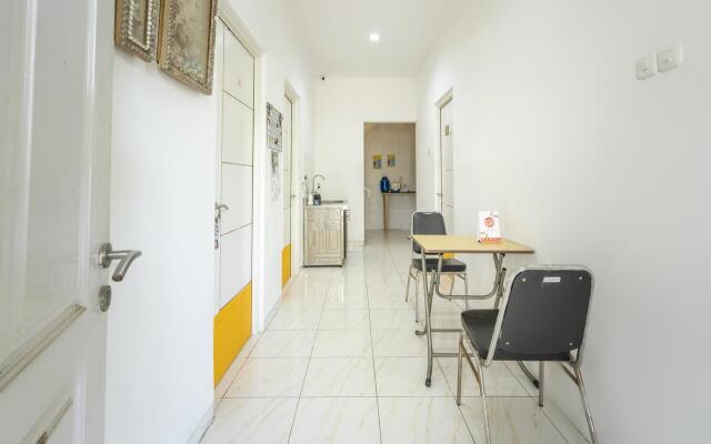 OYO Life 3782 Gunung Anyar