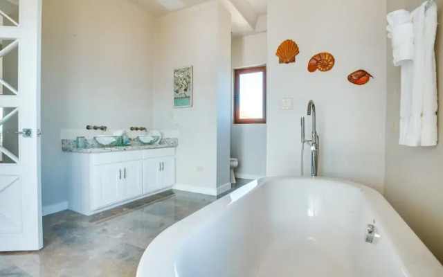 Villa Laguna Gecko