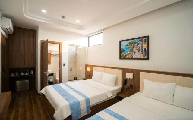Santini Hotel