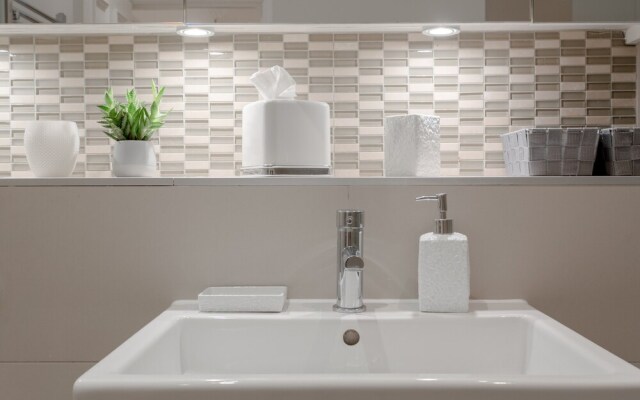 Stunning 2 Bedroom 2 Bathroom in South Kensington
