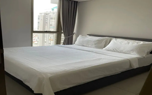 Premium Taman Anggrek Residences