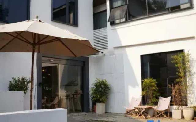 Hangzhou suanaishe homestay