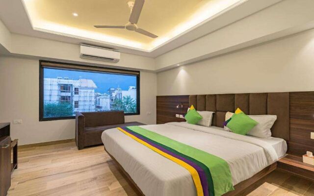 Treebo Pink City Grand